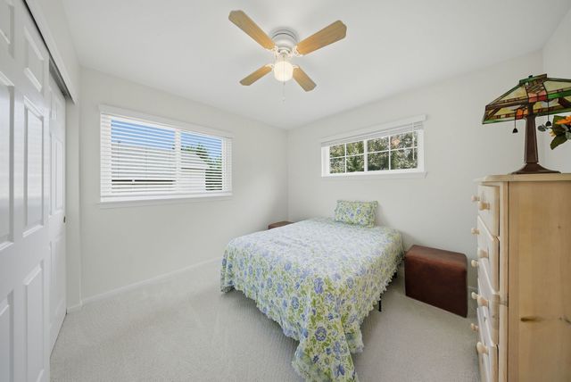 1422 Almaden Lane, Gurnee, IL 60031