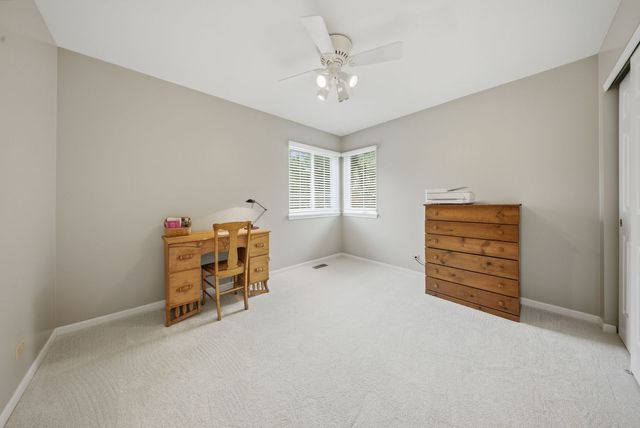 1422 Almaden Lane, Gurnee, IL 60031