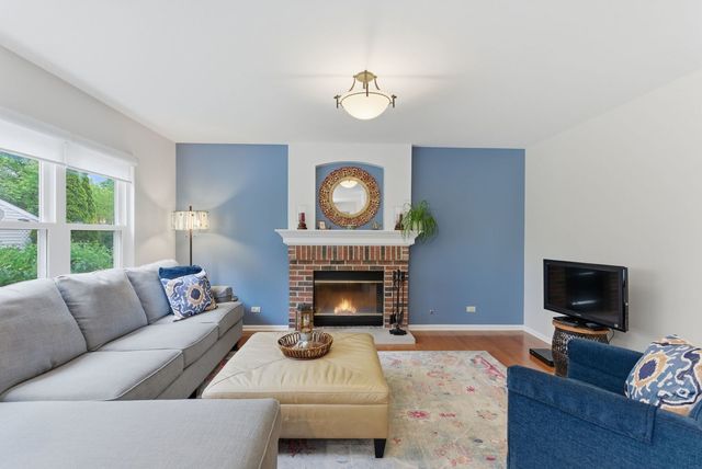 1422 Almaden Lane, Gurnee, IL 60031