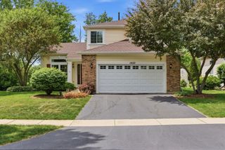 1422 Almaden Lane, Gurnee, IL 60031