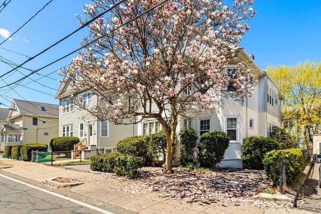 74-76 Beech St, Belmont, MA 02478