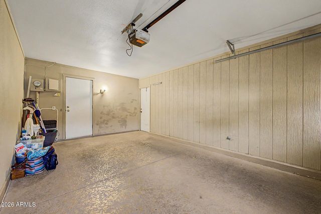 10963 W COGGINS Drive, Sun City, AZ 85351