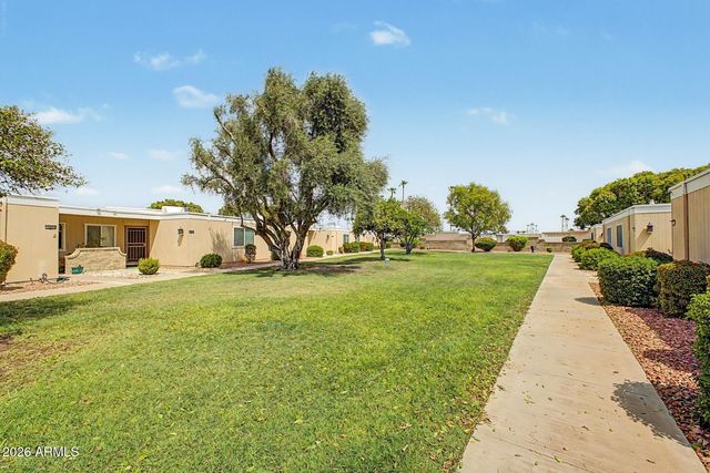 10963 W COGGINS Drive, Sun City, AZ 85351
