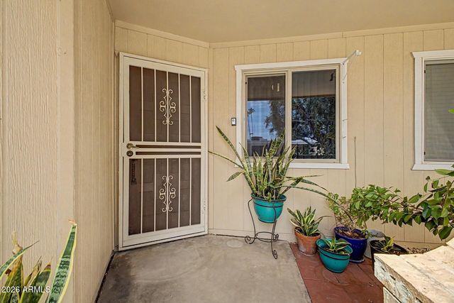 10963 W COGGINS Drive, Sun City, AZ 85351