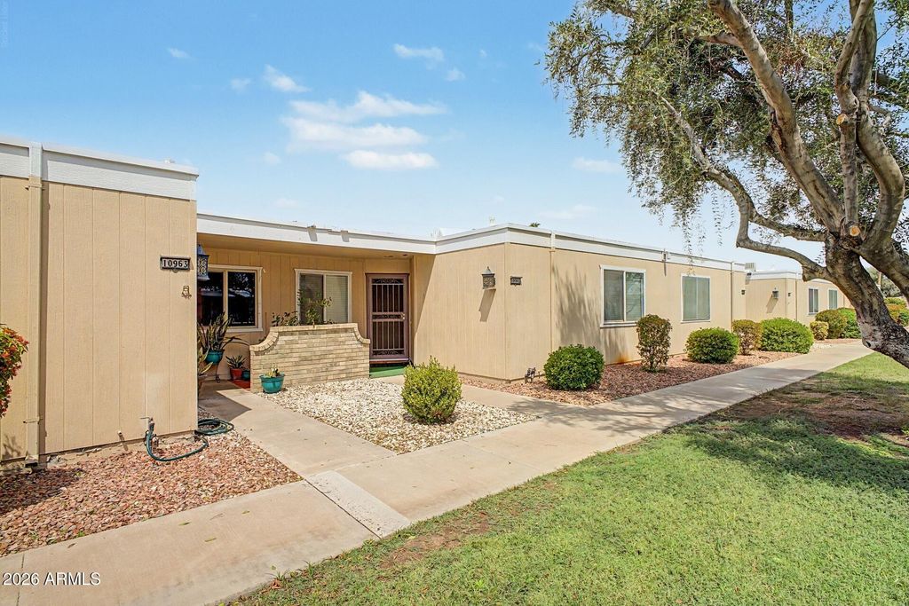 10963 W COGGINS Drive, Sun City, AZ 85351 — photo 2