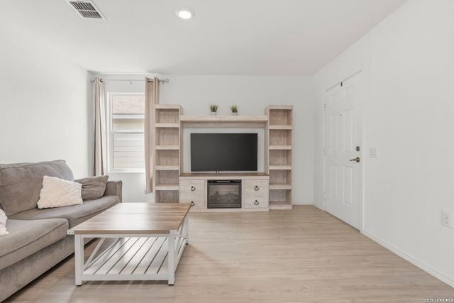 13510 VERPLANK BND, San Antonio, TX 78221