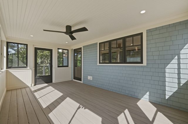 122 Ostrom Road, Falmouth, MA 02536