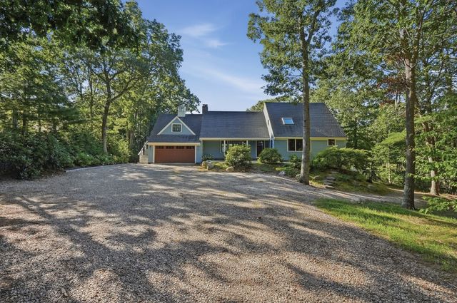122 Ostrom Road, Falmouth, MA 02536