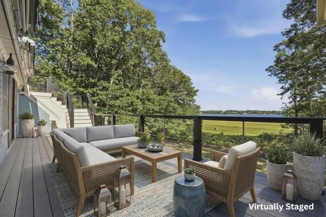 122 Ostrom Road, Falmouth, MA 02536