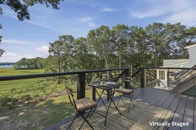 122 Ostrom Road, Falmouth, MA 02536