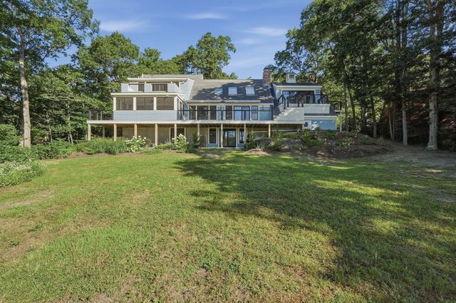 122 Ostrom Road, Falmouth, MA 02536