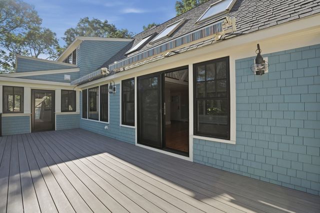122 Ostrom Road, Falmouth, MA 02536