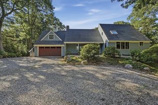 122 Ostrom Road, Falmouth, MA 02536