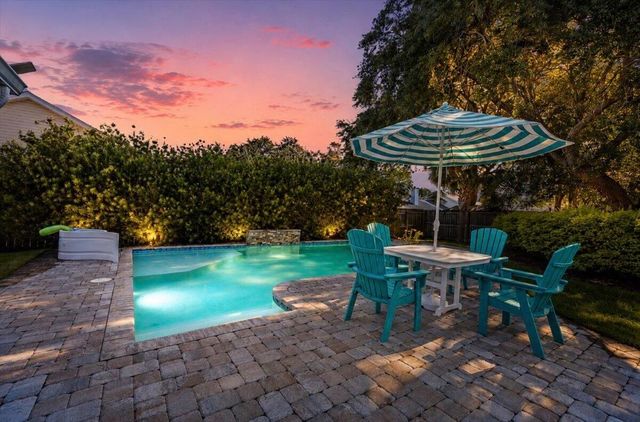 2832 Winners Circle Drive, Navarre, FL 32566