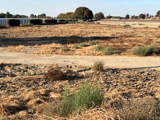 1152 W Grangeville Boulevard, Hanford, CA 93230