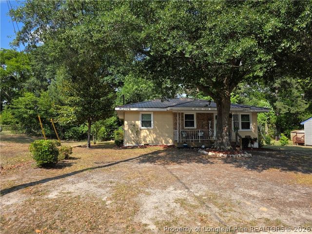 919 Fleetwood Drive, Fayetteville, NC 28305