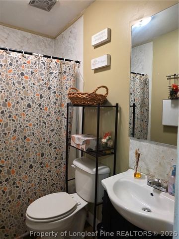 919 Fleetwood Drive, Fayetteville, NC 28305