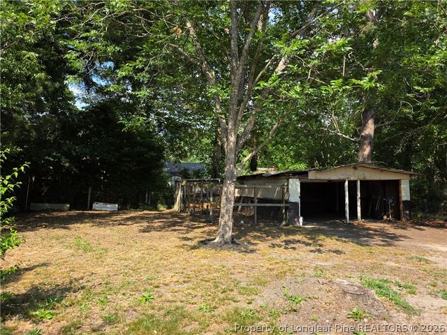 919 Fleetwood Drive, Fayetteville, NC 28305