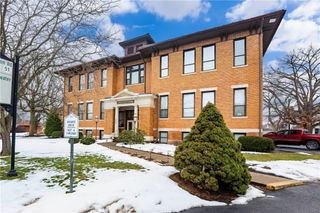 363 4th St 6, Beaver, PA 15009