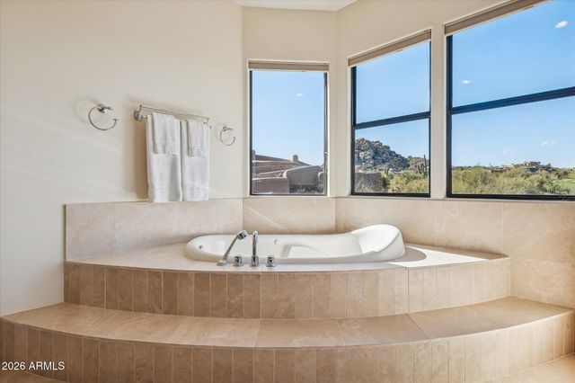 10648 E GREYTHORN Drive, Scottsdale, AZ 85262