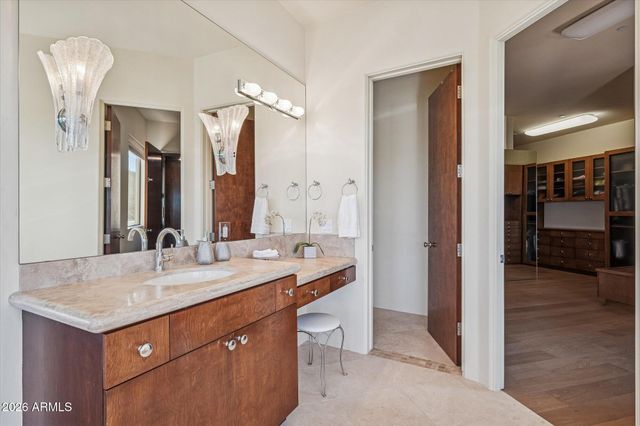 10648 E GREYTHORN Drive, Scottsdale, AZ 85262