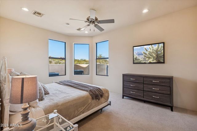 10648 E GREYTHORN Drive, Scottsdale, AZ 85262