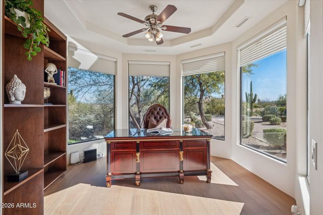 10648 E GREYTHORN Drive, Scottsdale, AZ 85262