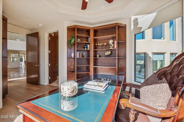 10648 E GREYTHORN Drive, Scottsdale, AZ 85262