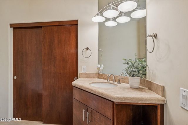 10648 E GREYTHORN Drive, Scottsdale, AZ 85262