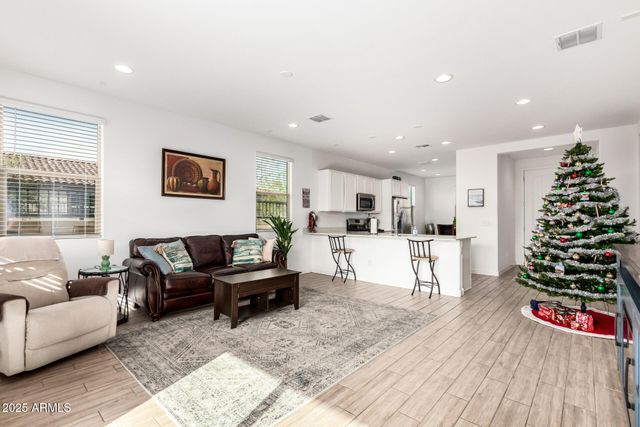 2953 E MOHAVE Lane, Apache Junction, AZ 85119