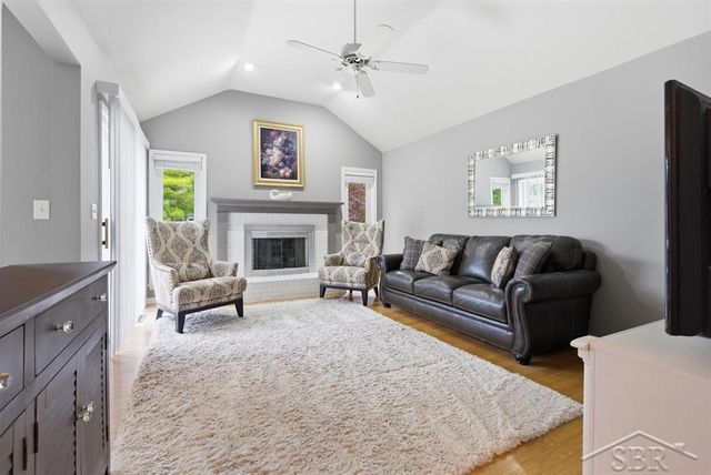 405 Wanetah Drive, Midland, MI 48640