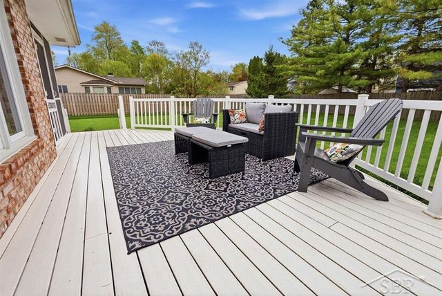 405 Wanetah Drive, Midland, MI 48640