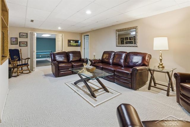 405 Wanetah Drive, Midland, MI 48640