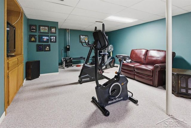 405 Wanetah Drive, Midland, MI 48640