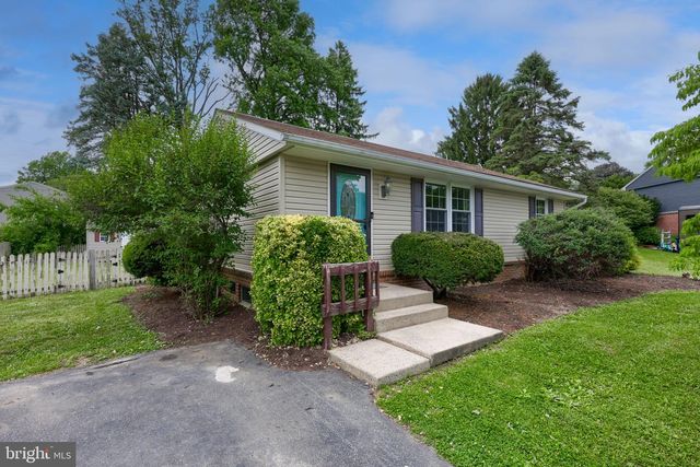 715 KENTON RD, Lancaster, PA 17601