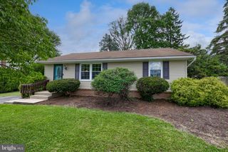 715 KENTON RD, Lancaster, PA 17601