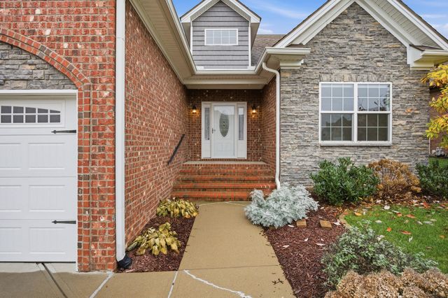 217 Patmore Lane, Nicholasville, KY 40356