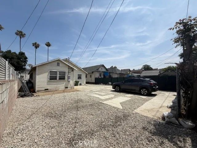 862 E 49th Street, Los Angeles, CA 90011