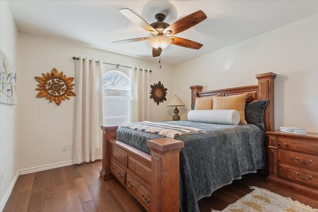 1033 Wedgewood Drive, Woodway, TX 76712