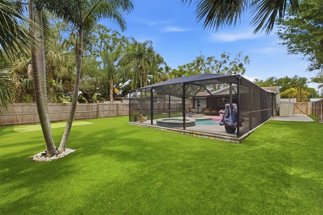 232 42ND AVENUE NE, St Petersburg, FL 33703