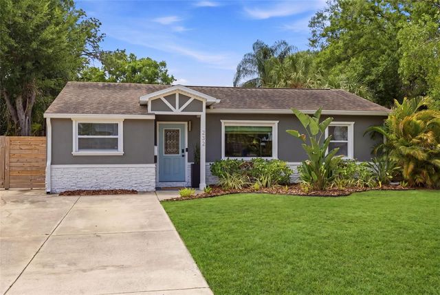 232 42ND AVENUE NE, St Petersburg, FL 33703
