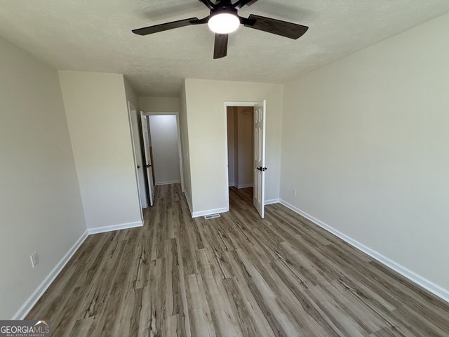 1174 Ridgecrest Lane SE, Smyrna, GA 30080