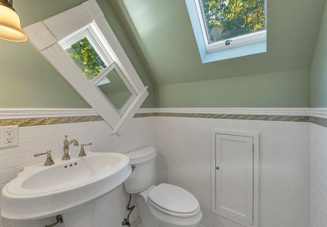 23 Dearborn Street, Milford, NH 03055