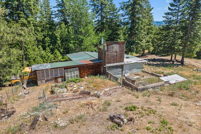 1022 Spring Hill Rd, Newport, WA 99156