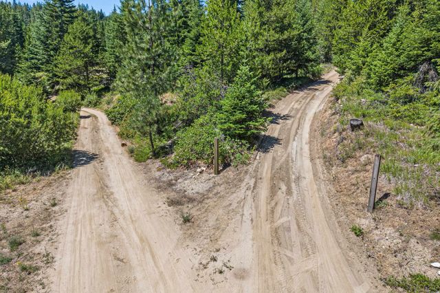 1022 Spring Hill Rd, Newport, WA 99156