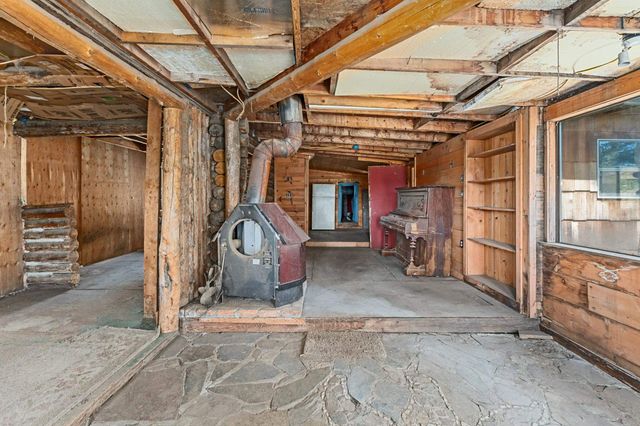 1022 Spring Hill Rd, Newport, WA 99156