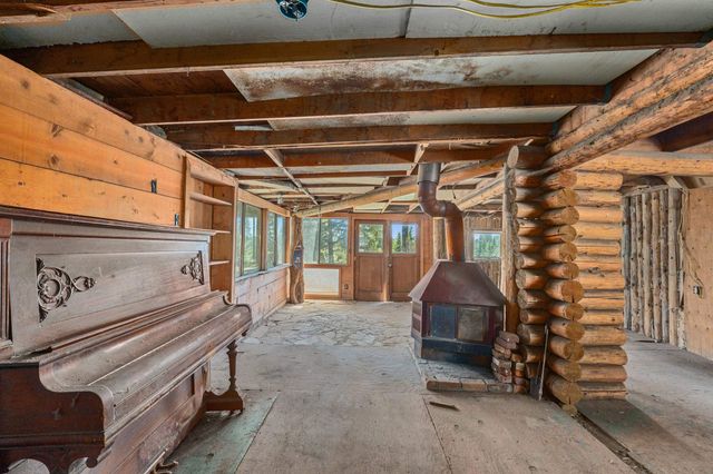 1022 Spring Hill Rd, Newport, WA 99156