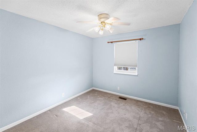14 Jennifer Drive, Glen Carbon, IL 62034
