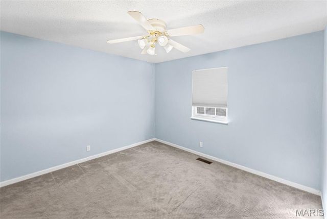 14 Jennifer Drive, Glen Carbon, IL 62034