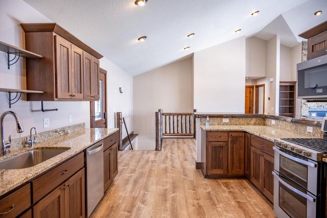 W5698 Westwater Circle, New Lisbon, WI 53950